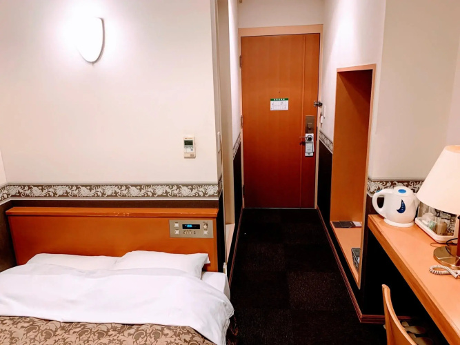 Hotel Ekimae