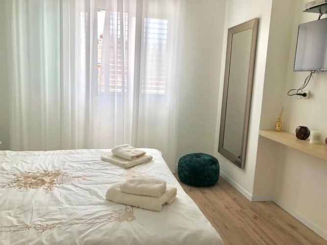 2 Bedrooms Apartment " Marcheliz " in Bat-yam