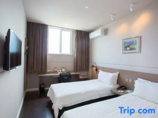 1 Bedroom Standard Twin room