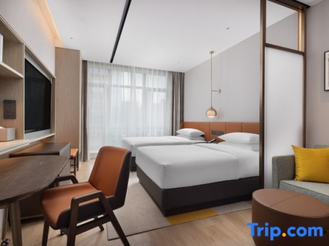 Deluxe Quadruple Suite