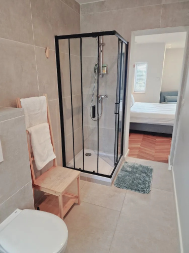 Zennon Rooms