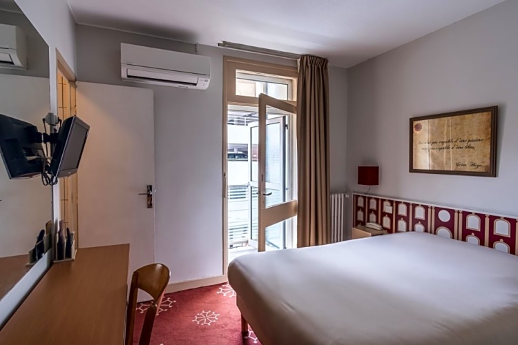 Standard Double room with balcony