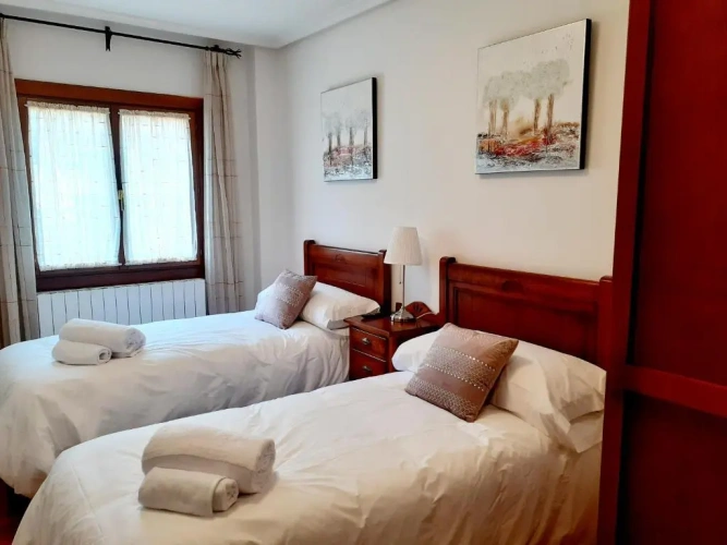 2 Bedrooms Apartment