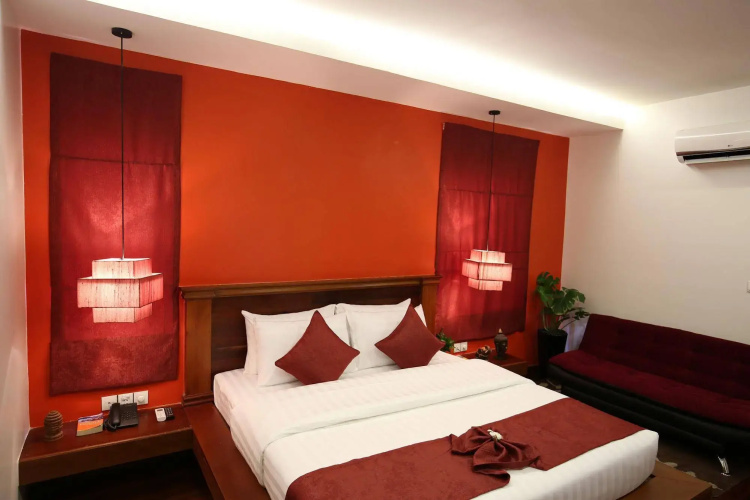 Holy Angkor Hotel