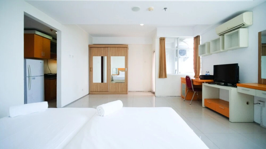 Strategic Studio Apartment At High Point Serviced