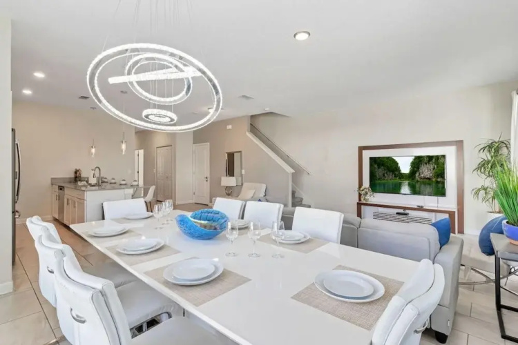Your 5bdr House w Pool - 4959