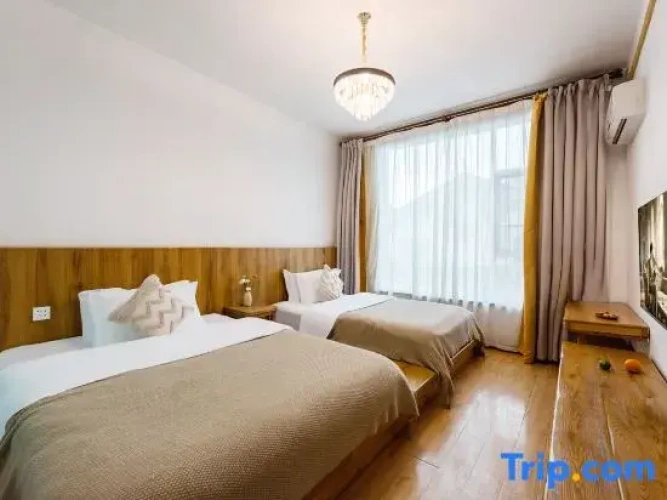 Triple Suite