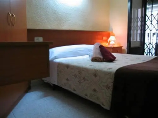 Hostal Colmenero