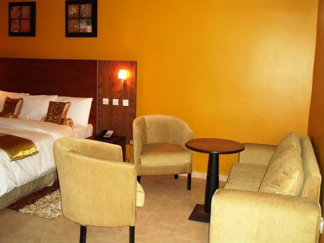 Kayriott Hotel & Suites