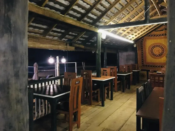Janus Paradise Rest