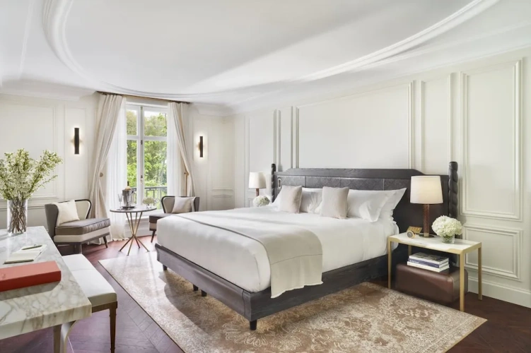 Mandarin Twin room