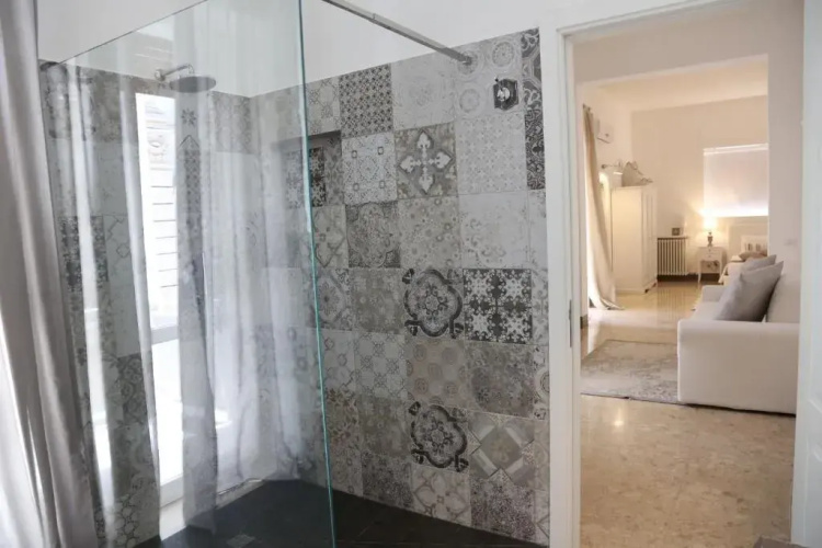 Dimi House