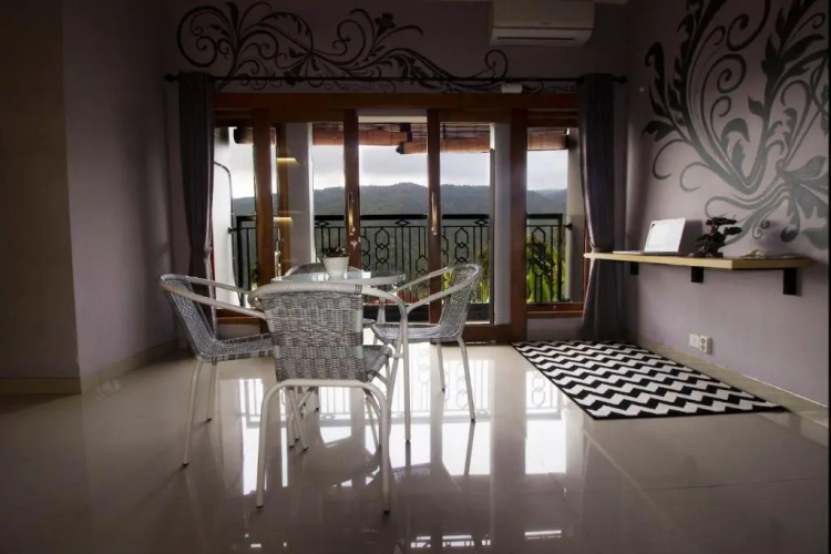 Dong Paloh Hostel