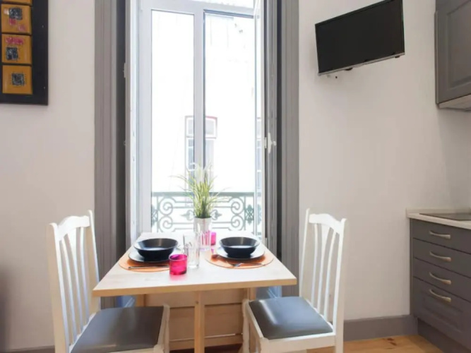 Studio Apartment Located Central Lisbon