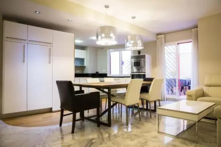 Holidays2Malaga Victoria with patio and parking