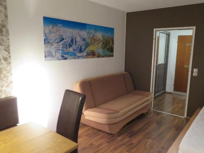 Standard Triple Studio