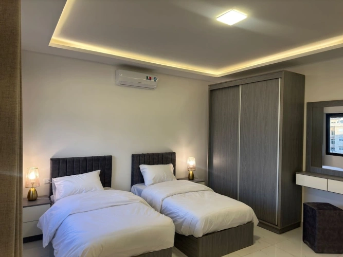 2 Bedrooms Apartment