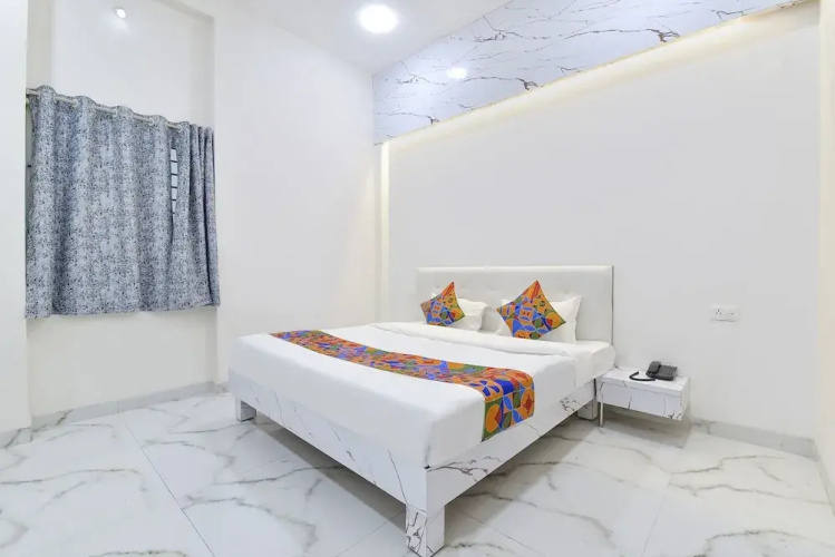 Fabhotel Grand Embassy