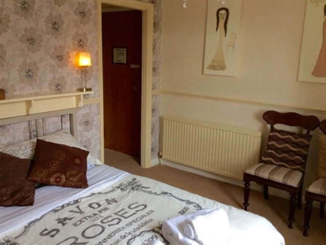 Plumpton Court