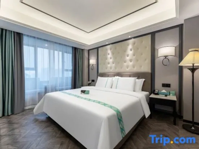 Superior Double Suite with view