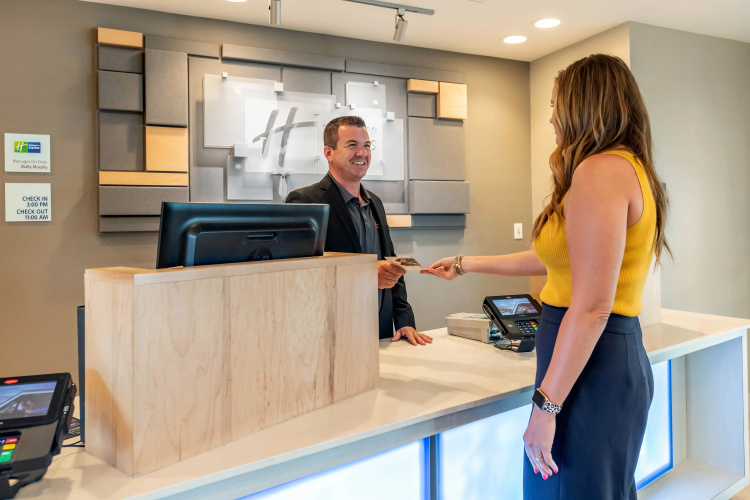 Holiday Inn Express & Suites St. Petersburg - Madeira Beach photo 35