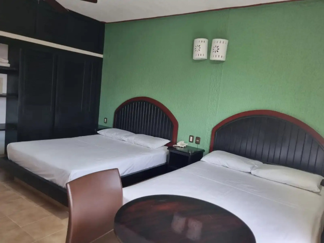 Suites Los Arcos