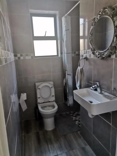 Jangada cottage sun valley fish hoek