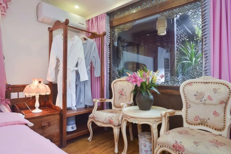 Lijiang NaliNali Garden Inn