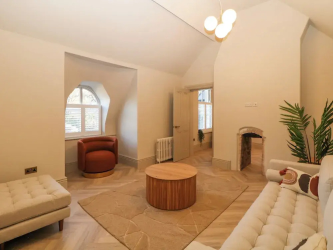 Chatsworth Suite