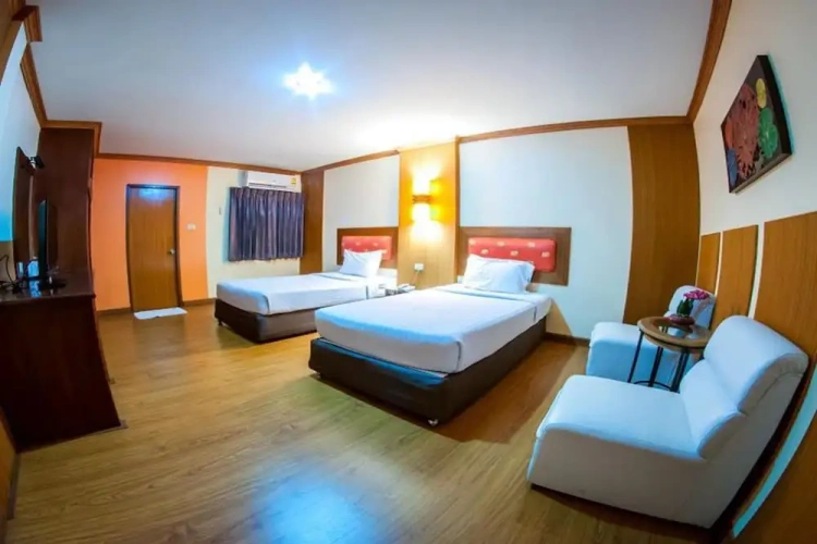Standard Twin room