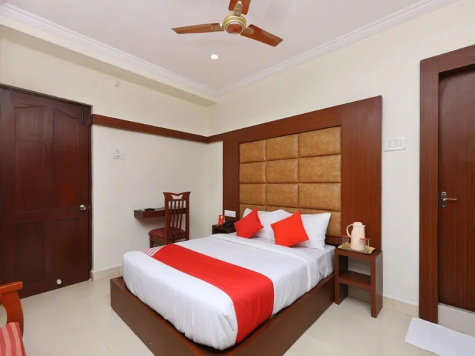 Hotel Pearl Manor