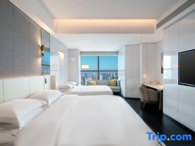 2 Bedrooms Premium Double Family Suite
