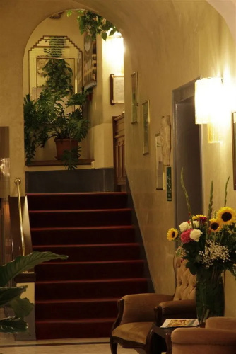 Privilege Hotel