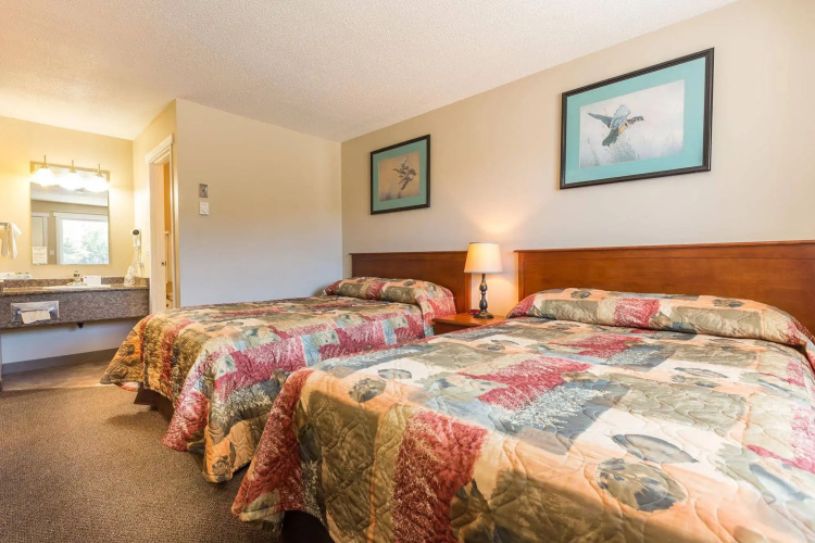 Carmel Inn