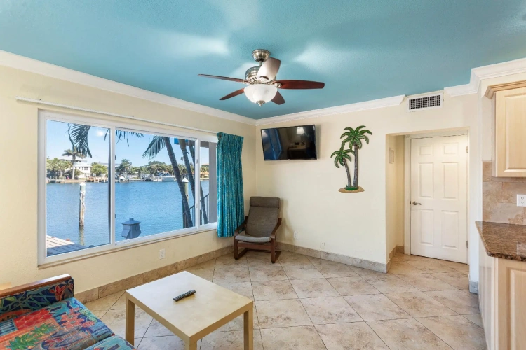 1 Bedroom Deluxe Double Suite