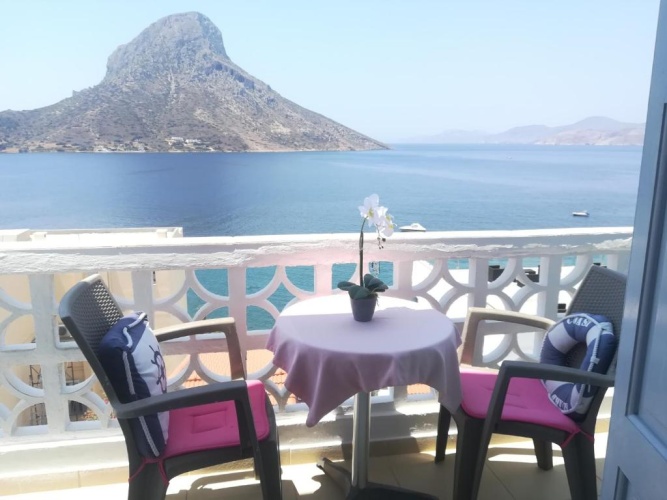 Standard Twin room with sea view