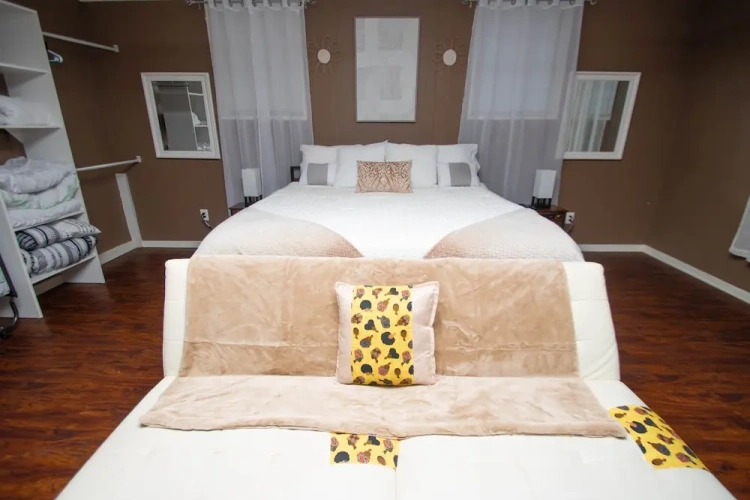 Guest rooms