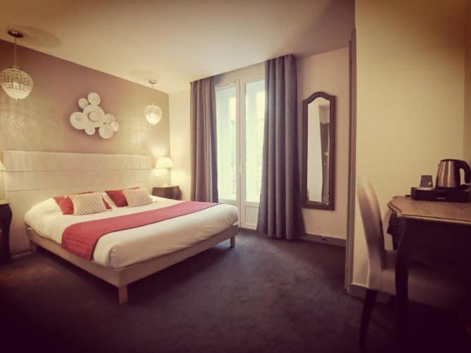 Standard Double Club room