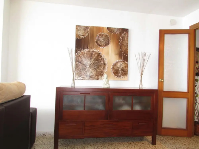 4 Bedrooms Seaview Apartment