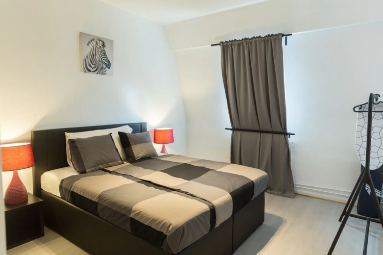 AIRSTAY Budget