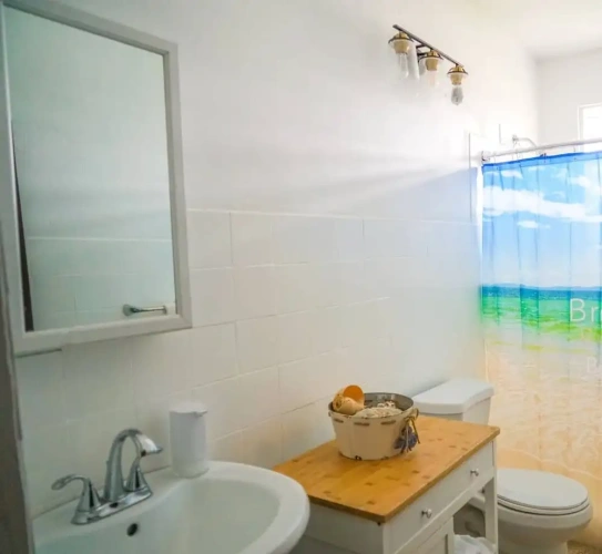 2 Bedrooms Apartment with lake view