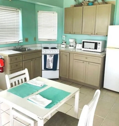 1 Bedroom Cottage beachfront