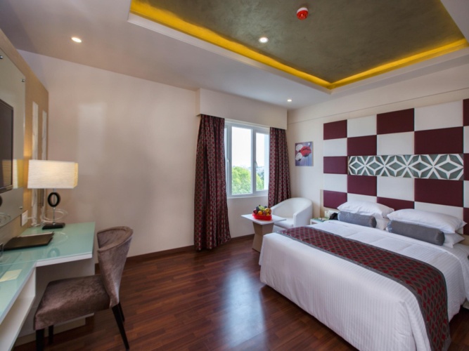 Suite with view