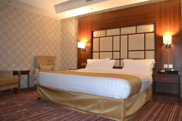 Taleen Al Hamraa Hotel