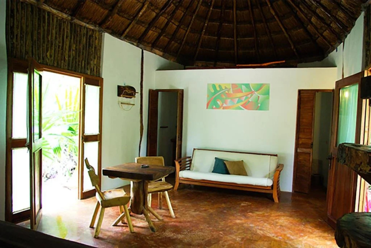 Jolie Jungle Eco Hotel