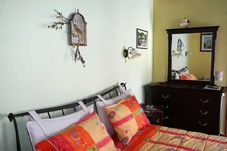 Nikolas Guesthouse