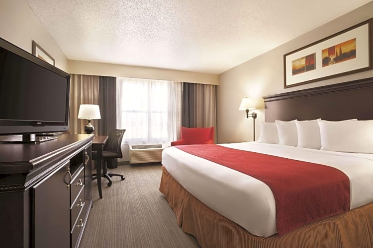 In-Room Whirlpool Double Suite