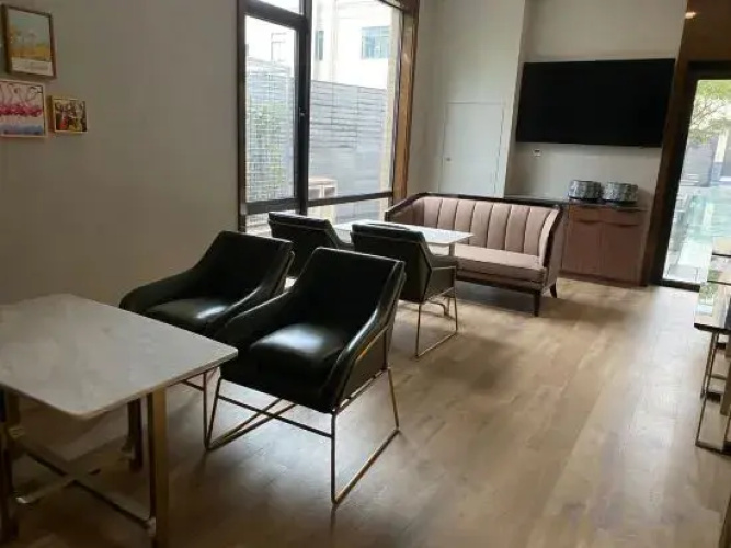 Jiadu Hotel