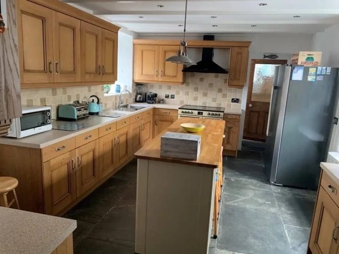 Superior Cottage