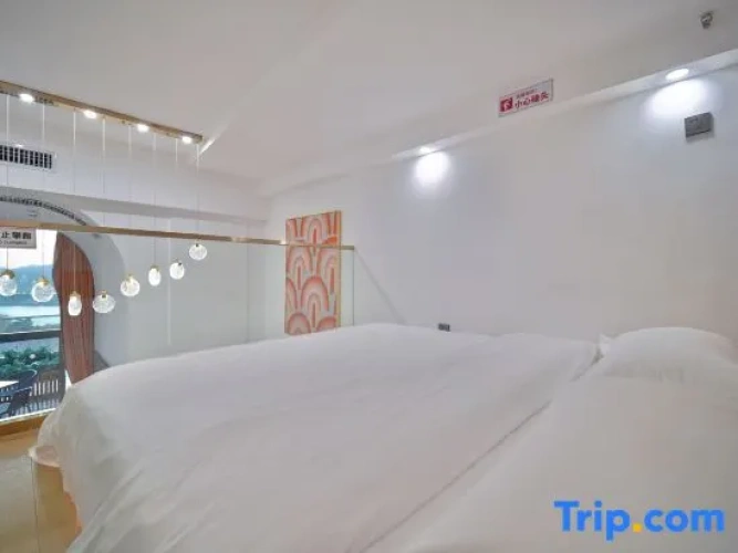 Deluxe Double Suite with river view
